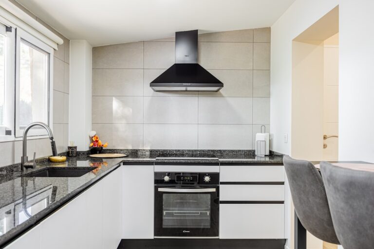 Top 10 Essential Appliances for Every Modern Home